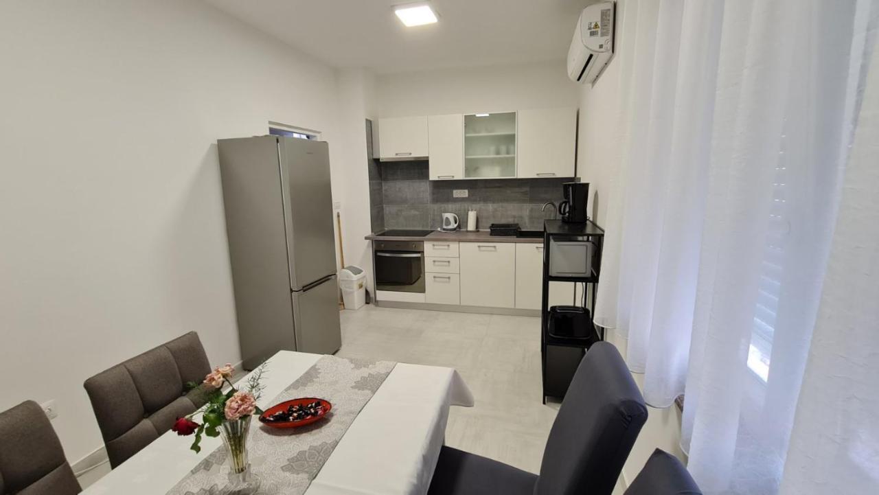 Apartman Magnolija Rijeka Exterior foto
