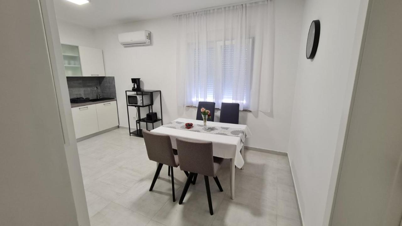 Apartman Magnolija Rijeka Exterior foto